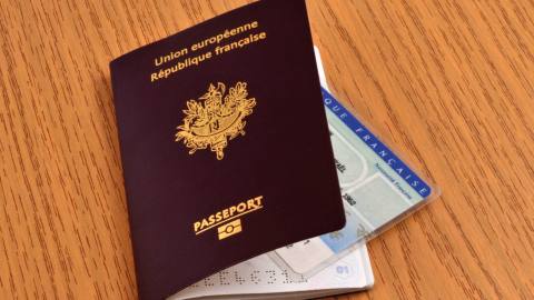 Tournées consulaires et empreintes digitales